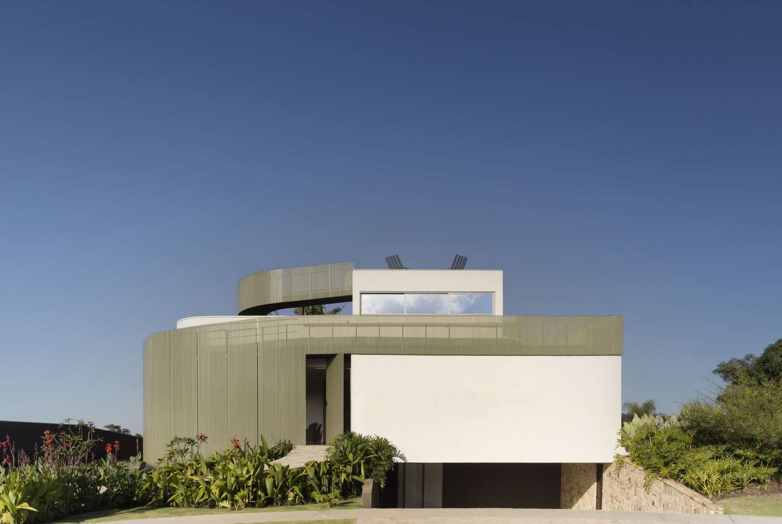 Redesigning the Concept of Accessible Housing Through Ramps in the Casa Circular Project