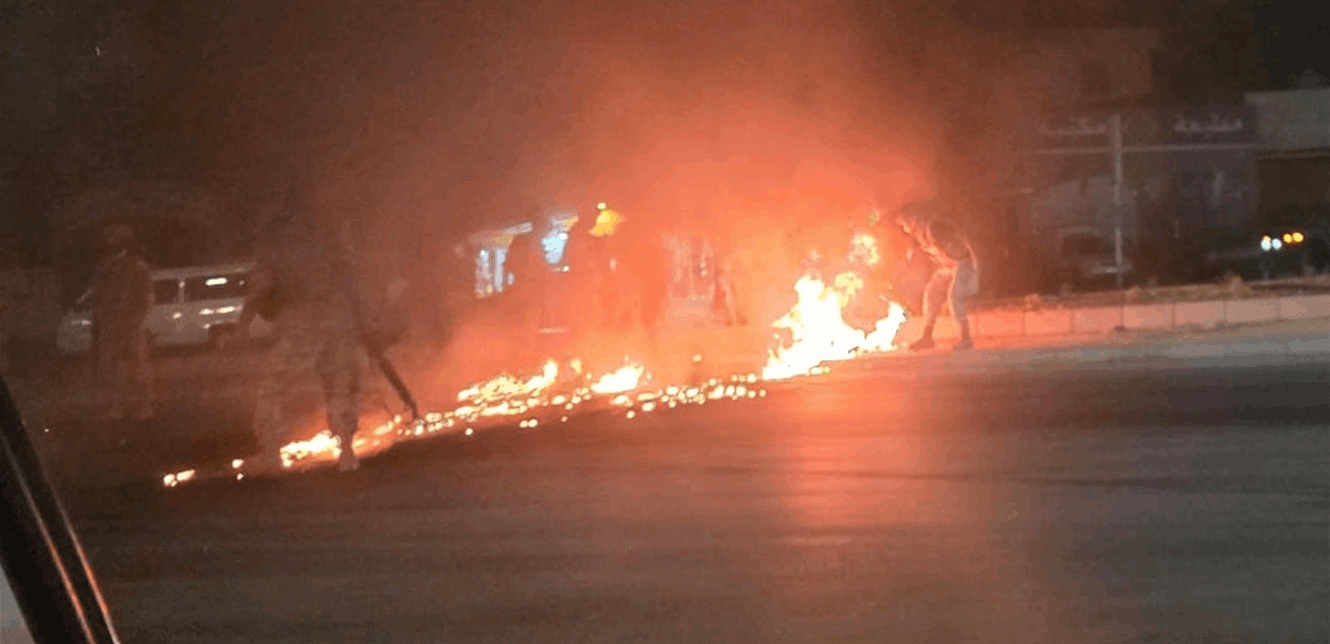 In Bekaa.. Road Blocked and Tires Set on Fire in Protest Against the 'Framework Agreement'