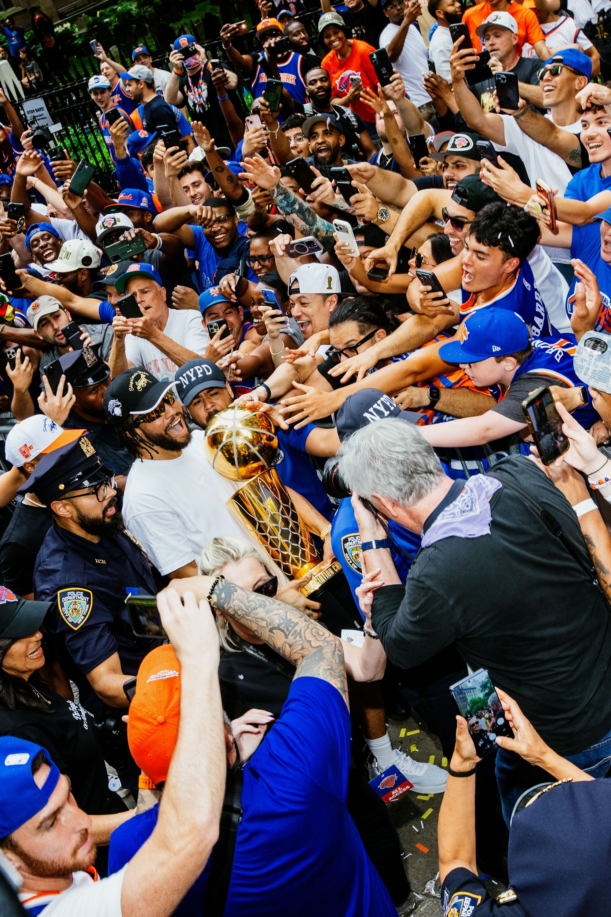 At the Parade of Champions, Knicks Fans Color New York City Orange and Blue