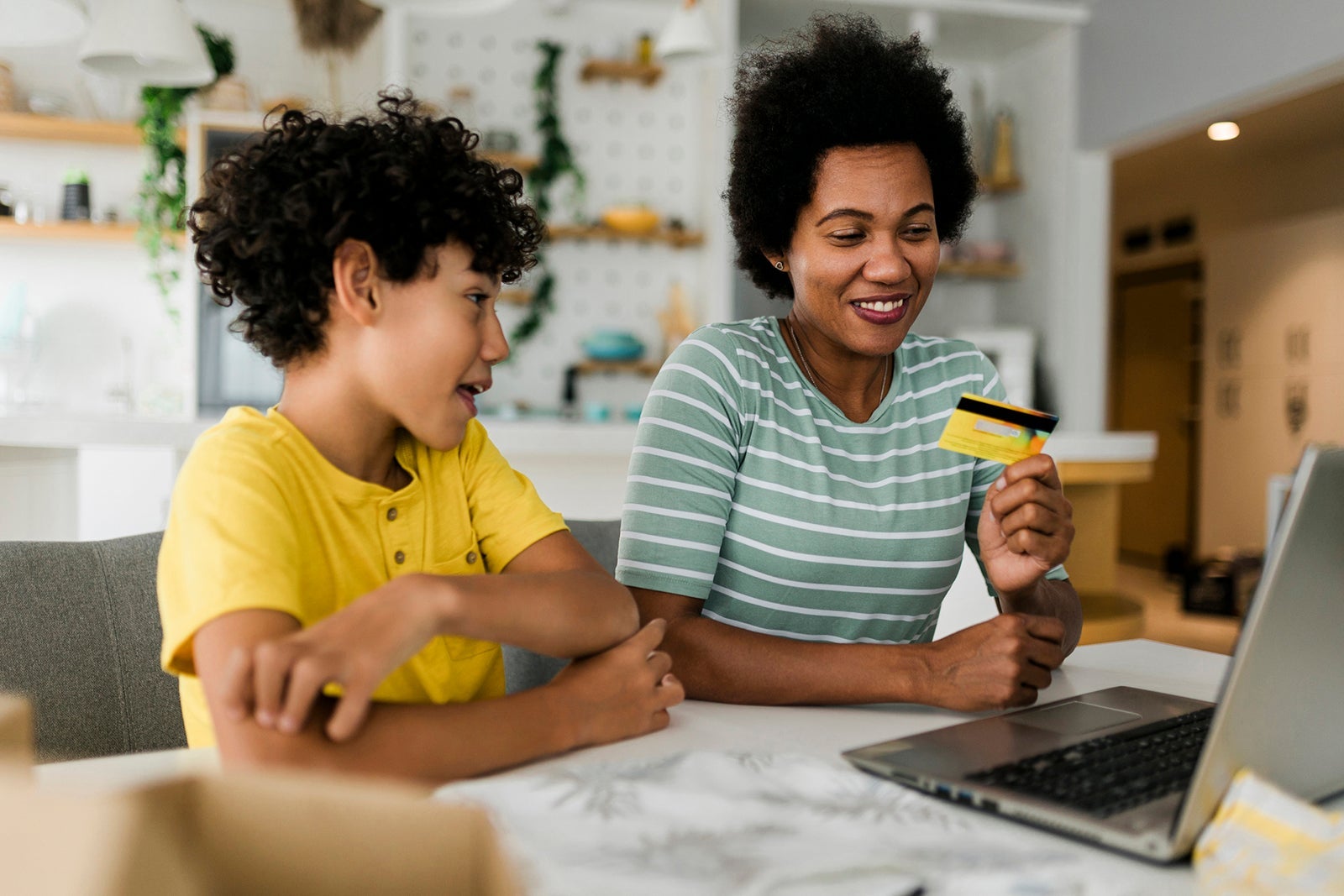 The best no-annual-fee business credit cards of 2026