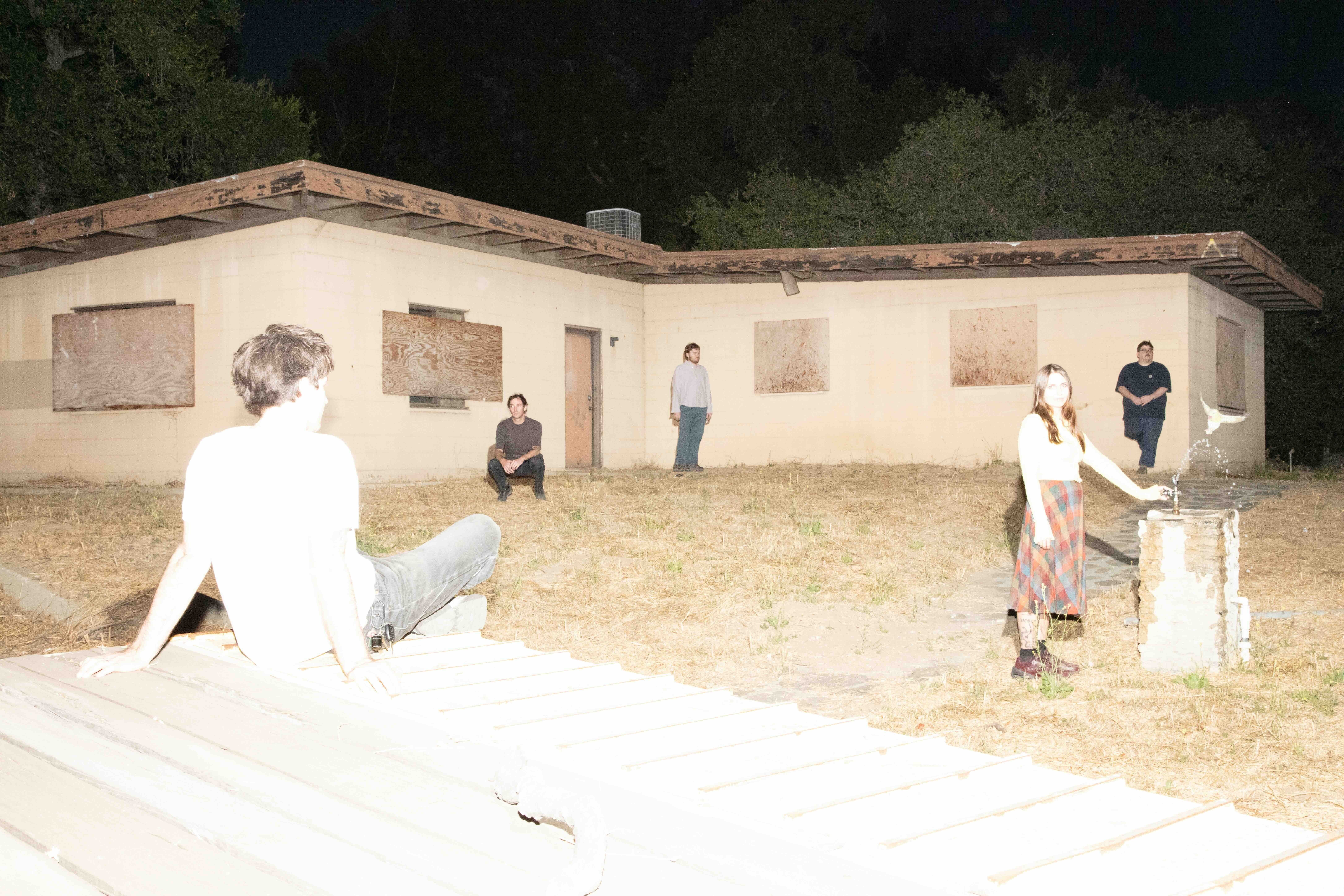 Dummy Reveal New Album Do You Love the Color of the Sky?