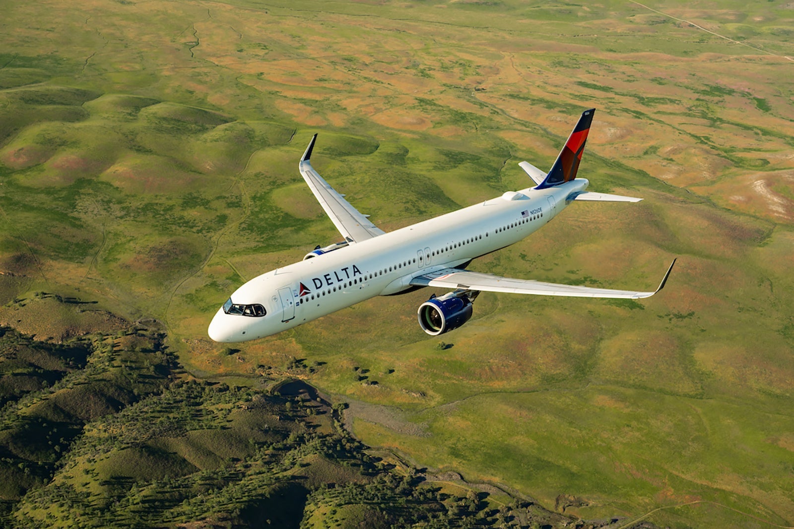 Delta Amex current offers: Earn up to 200,000 SkyMiles with these offers