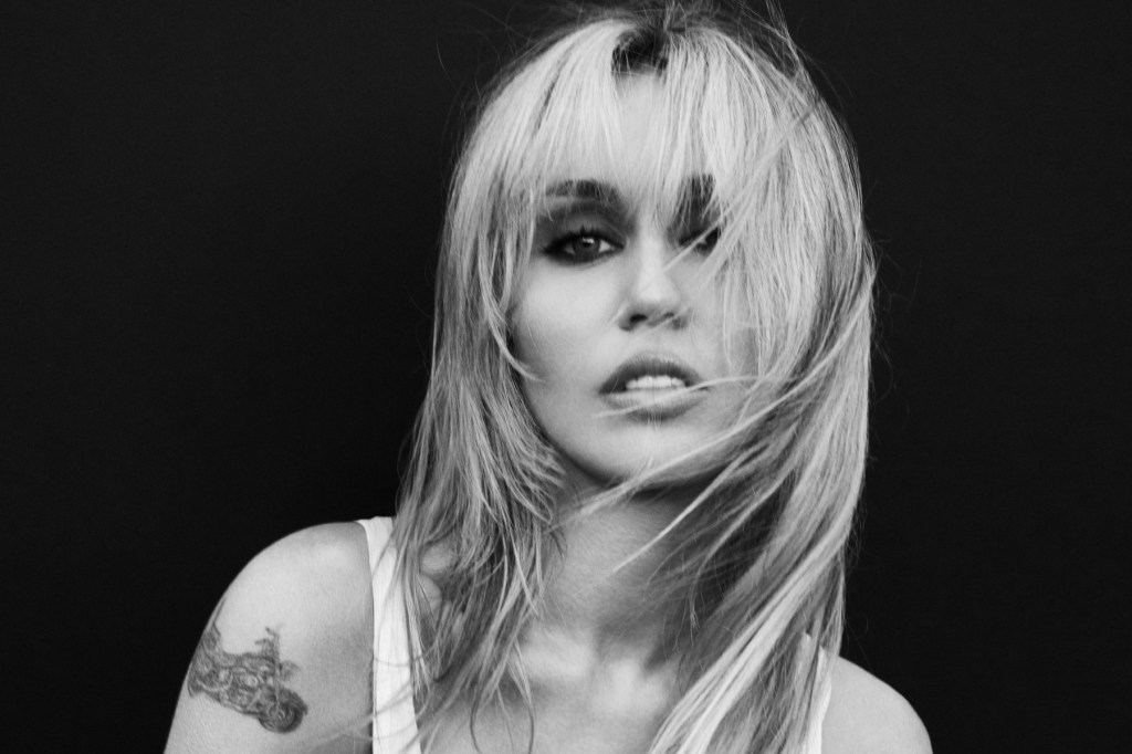 Miley, Beyoncé, ADÉLA & More: New Music Friday Guide
