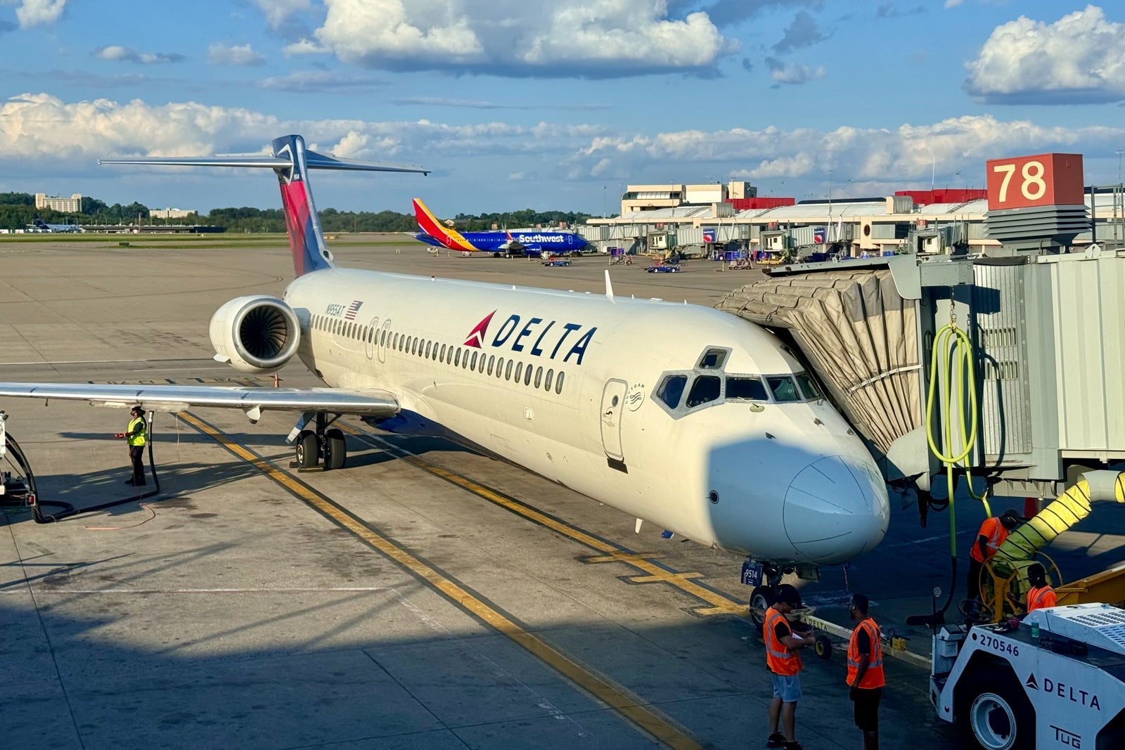 Delta SkyMiles Reserve Business card review: Premium perks for Delta loyalists