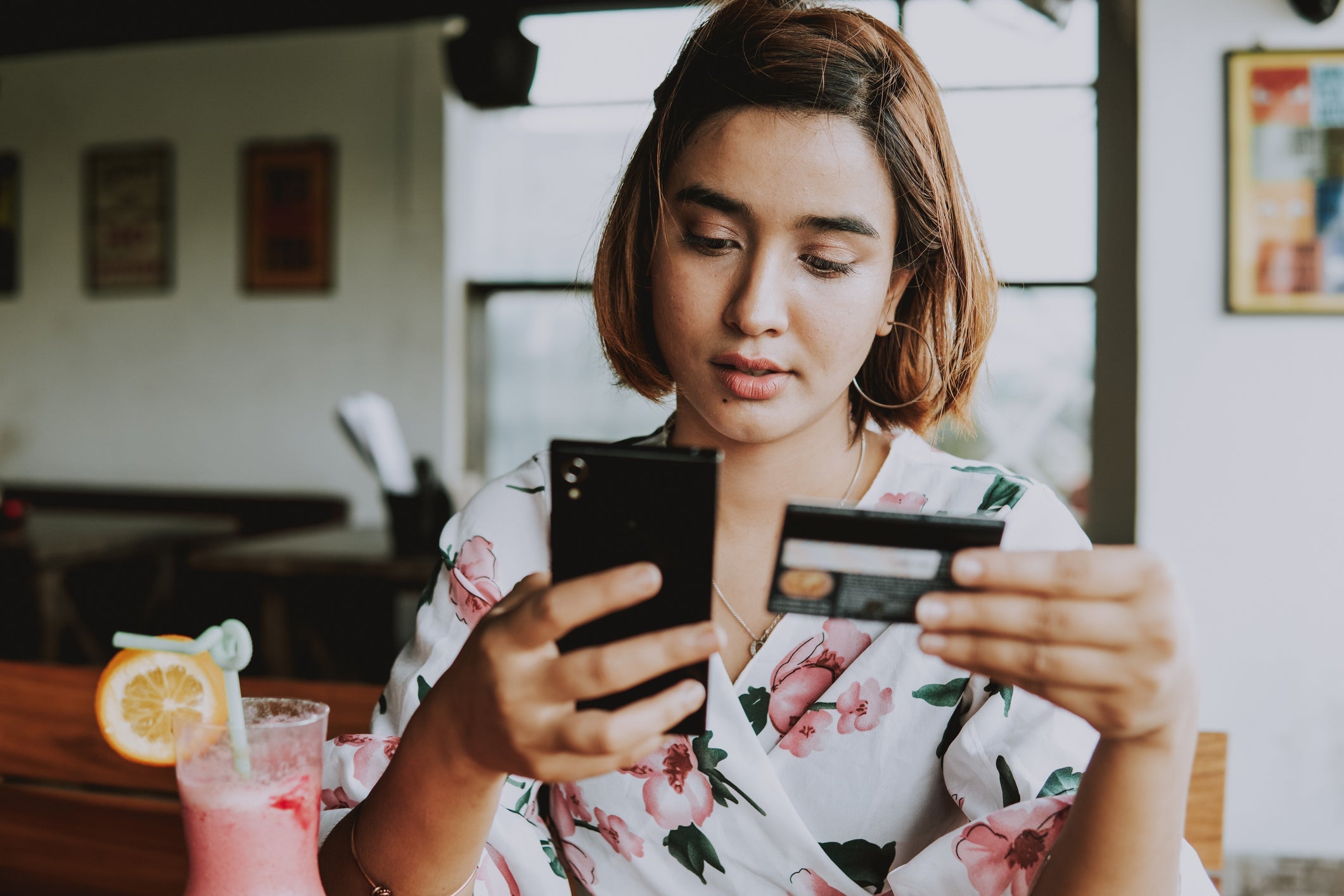 7 of our favorite cards to use for Black Friday shopping in 2026