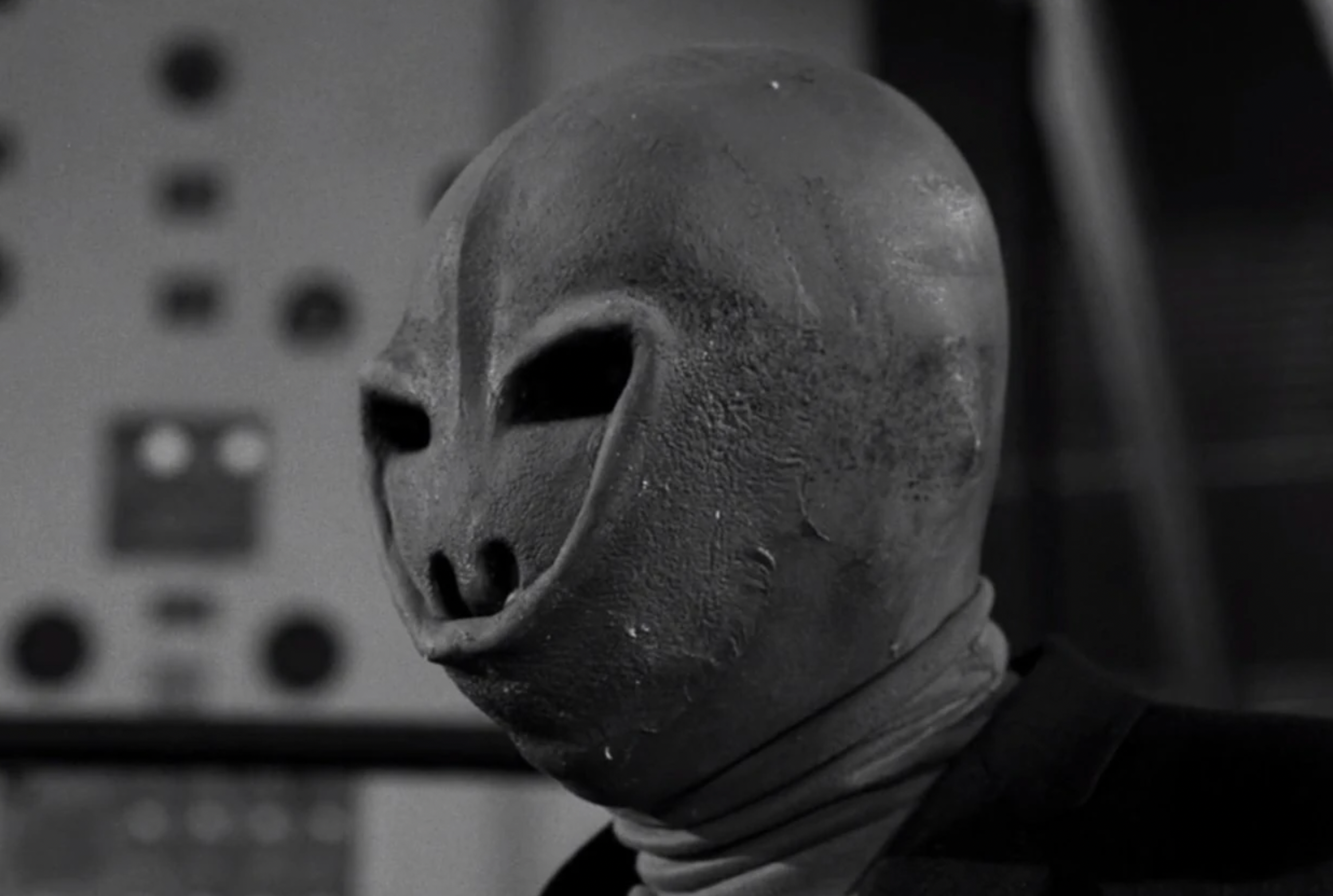 CBS's Legendary 156-Episode Sci-Fi Anthology Series is Officially Free to Watch on Streaming