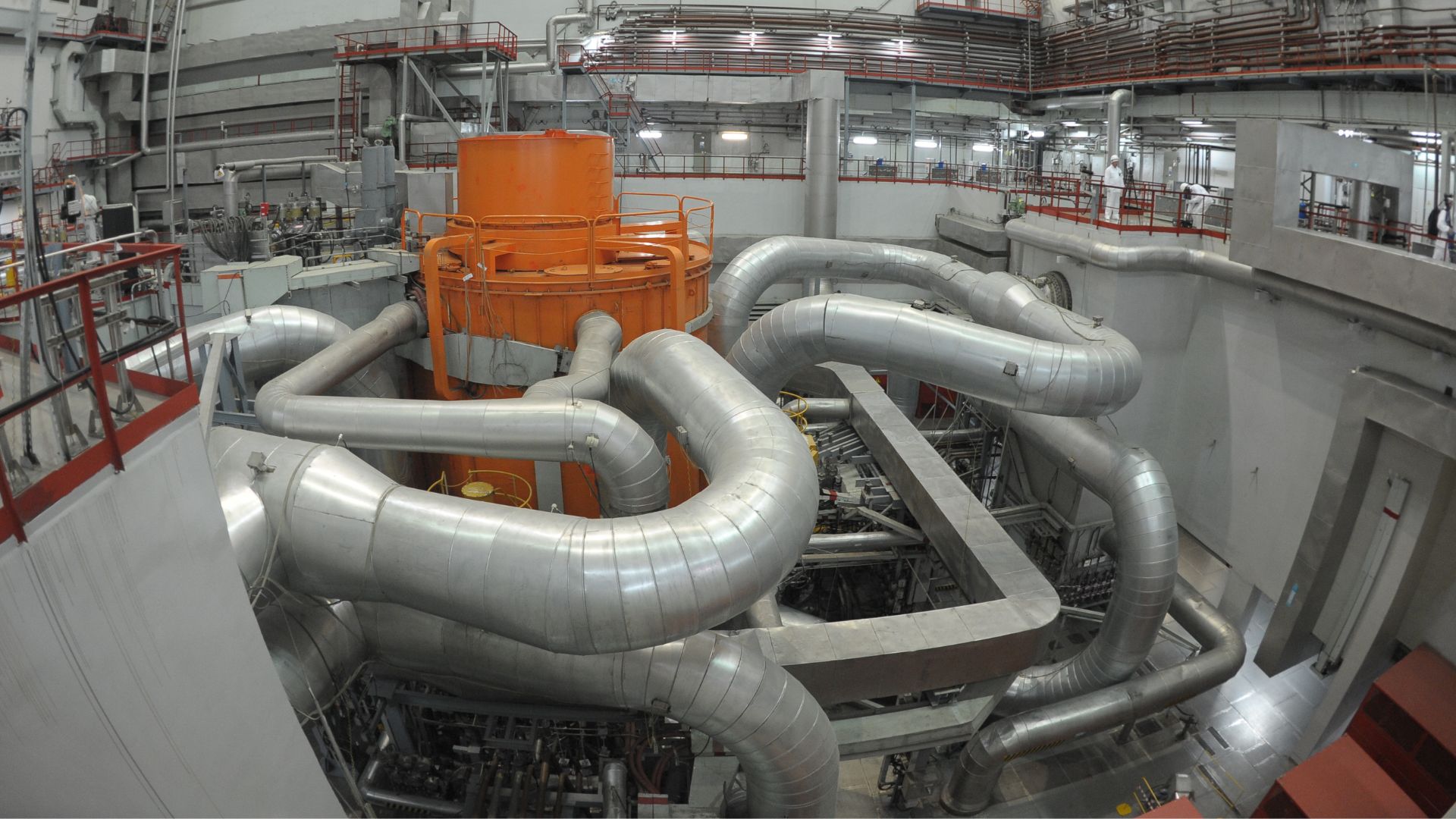 80-year nuclear plant model tracks coolant pipe cracks to pinpoint rupture risks
