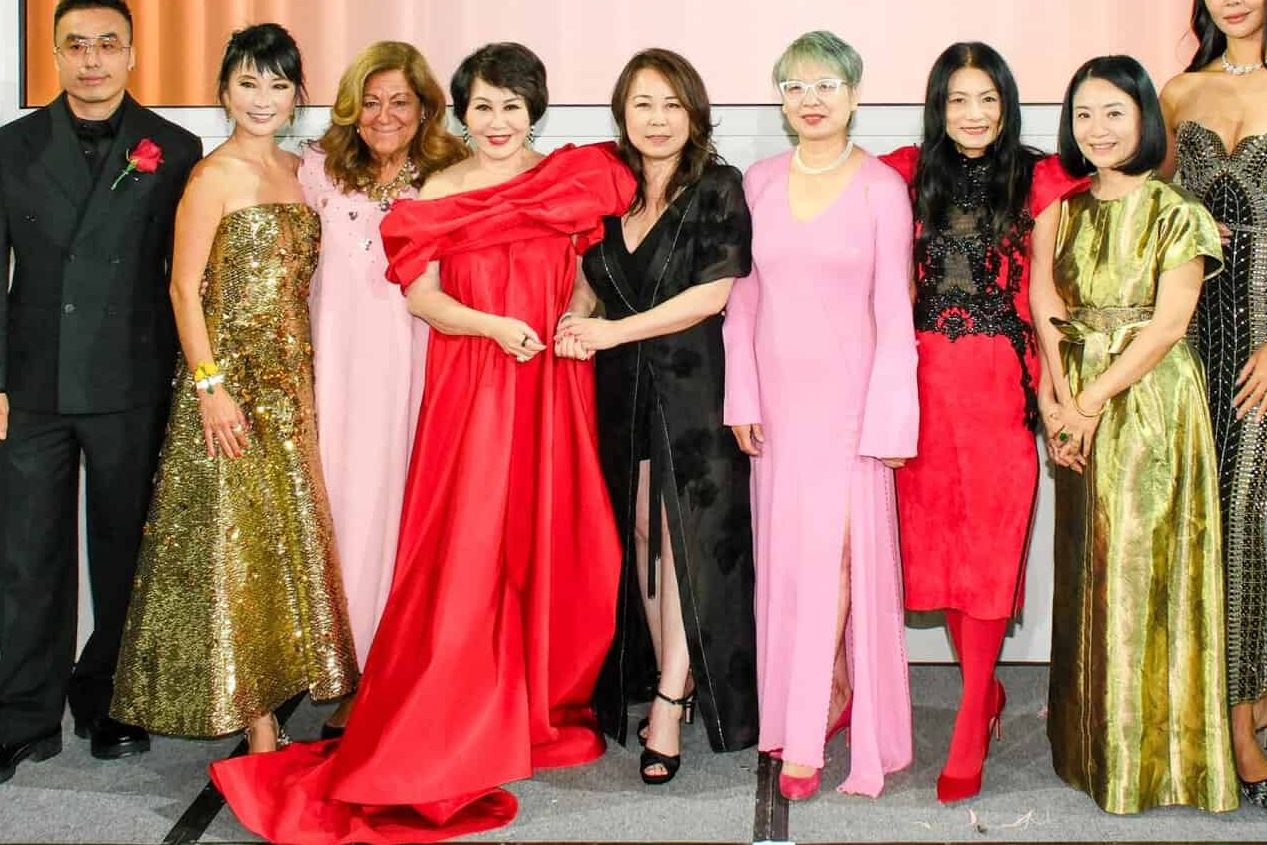 Vera Wang, Vivienne Tam, Guo Pei, and Jason Wu Toast China Institute’s Centennial in Style!