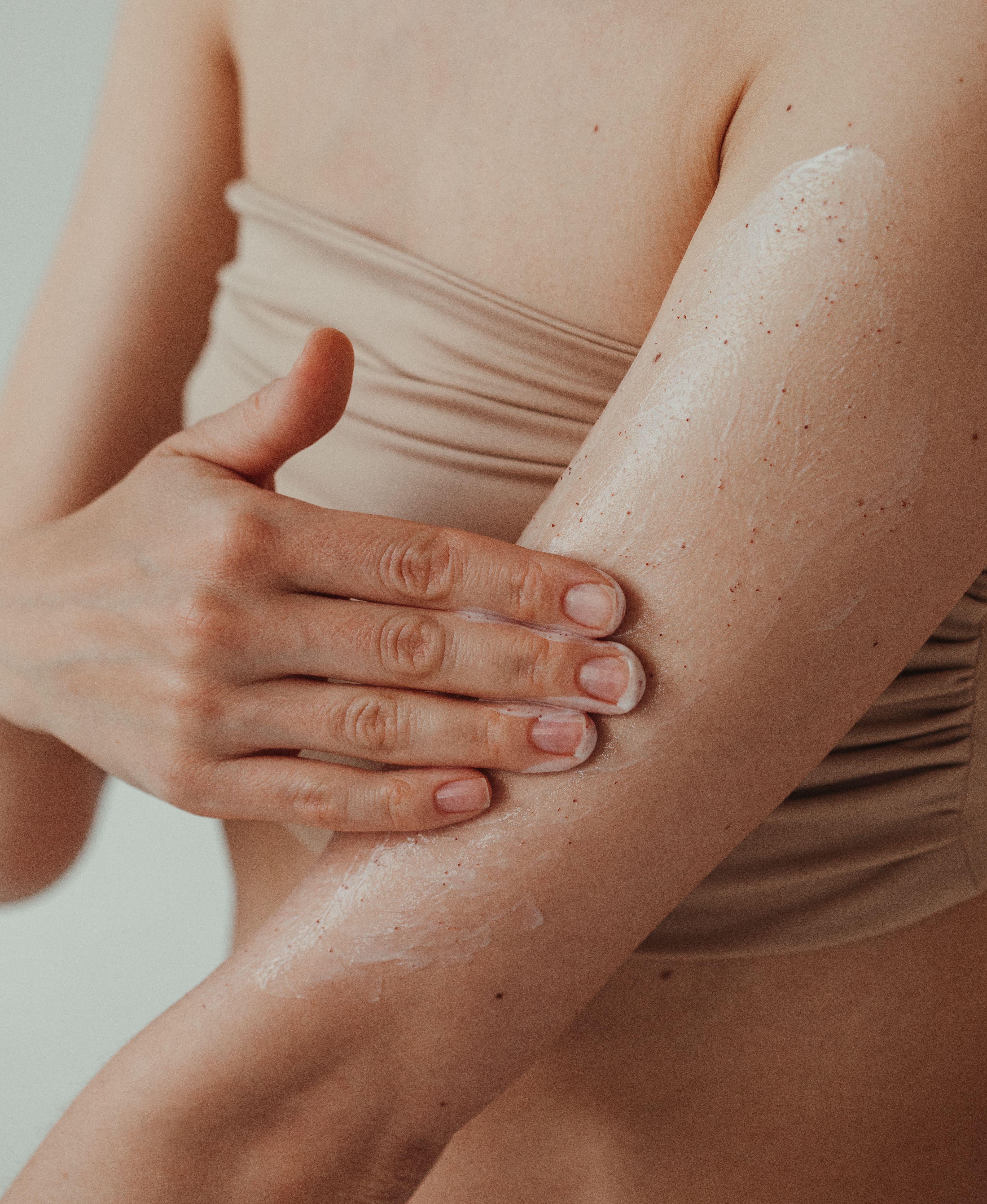 10 Beauty Products and Treatments That Can Trigger a Psoriasis Flare