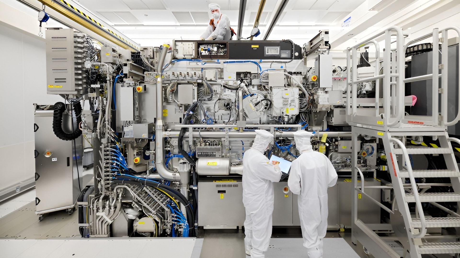 ASML starts 350,000-square-meter campus to expand semiconductor equipment production
