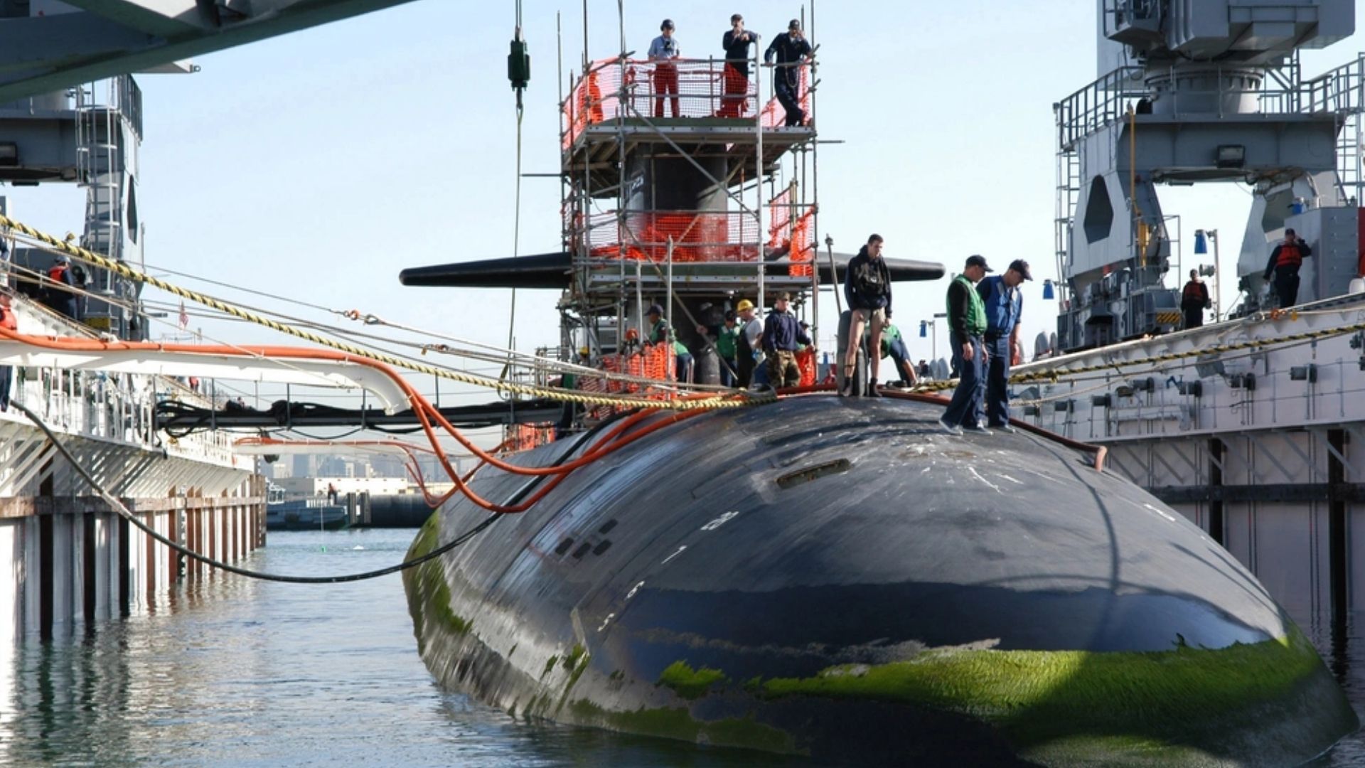 How nuclear submarines stay underwater for months without surfacing