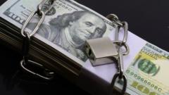 واشنطن تفرض عقوبات على فروع بنك مصر في الإمارات بسبب تعاملات مع إيران