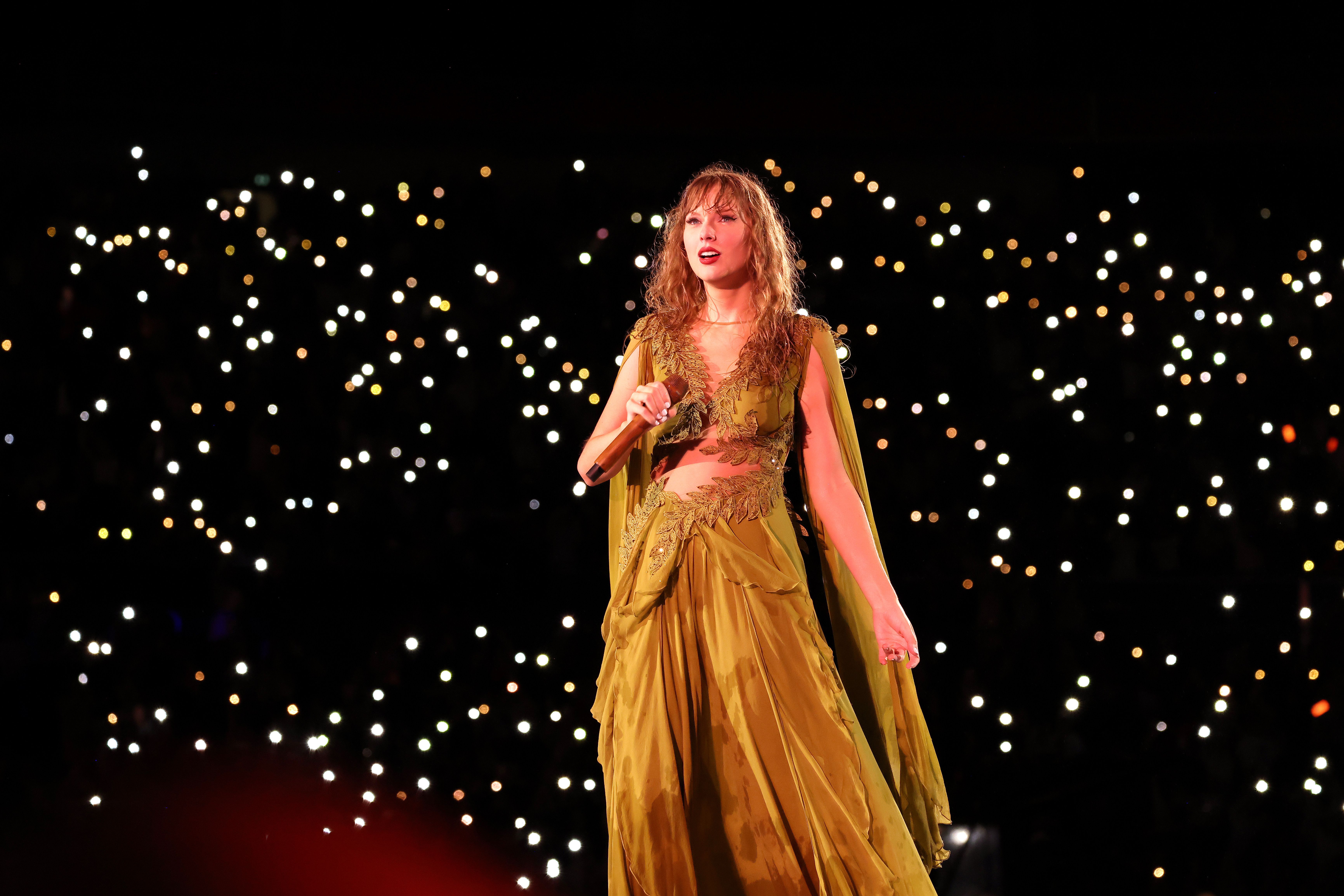 Taylor Swift Releases Four New Songs