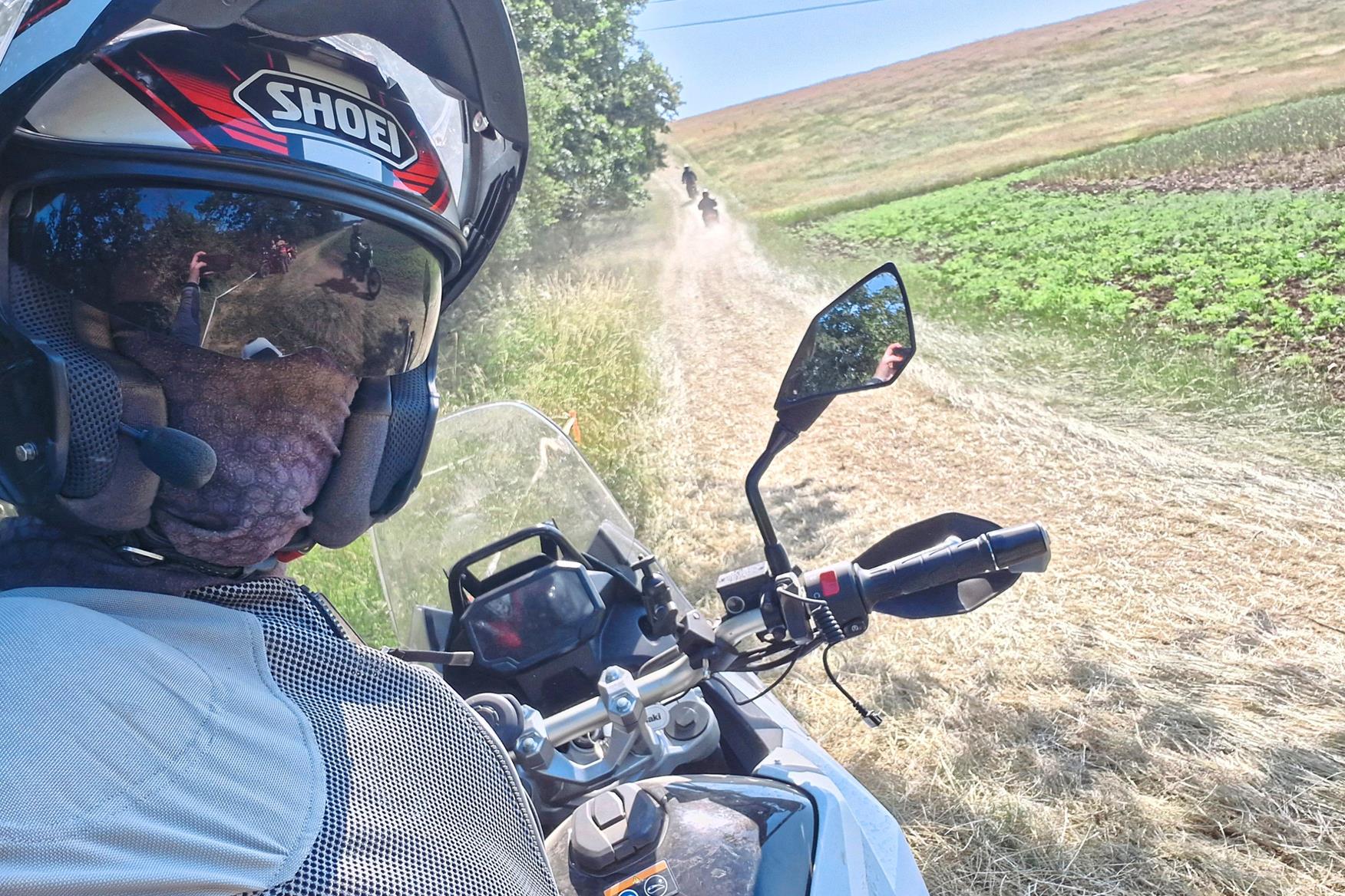 Trailie KLE in the heat | Saffron tackles ABR with the Kawasaki KLE500 SE
