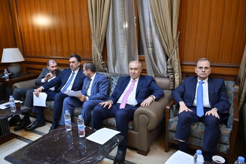 مخزومي عن العفو العام: لصيغة توافقية تضمن العدالة