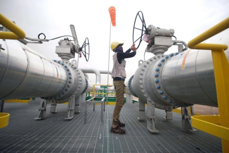 Iraq calls on foreign firms to develop western gas fields