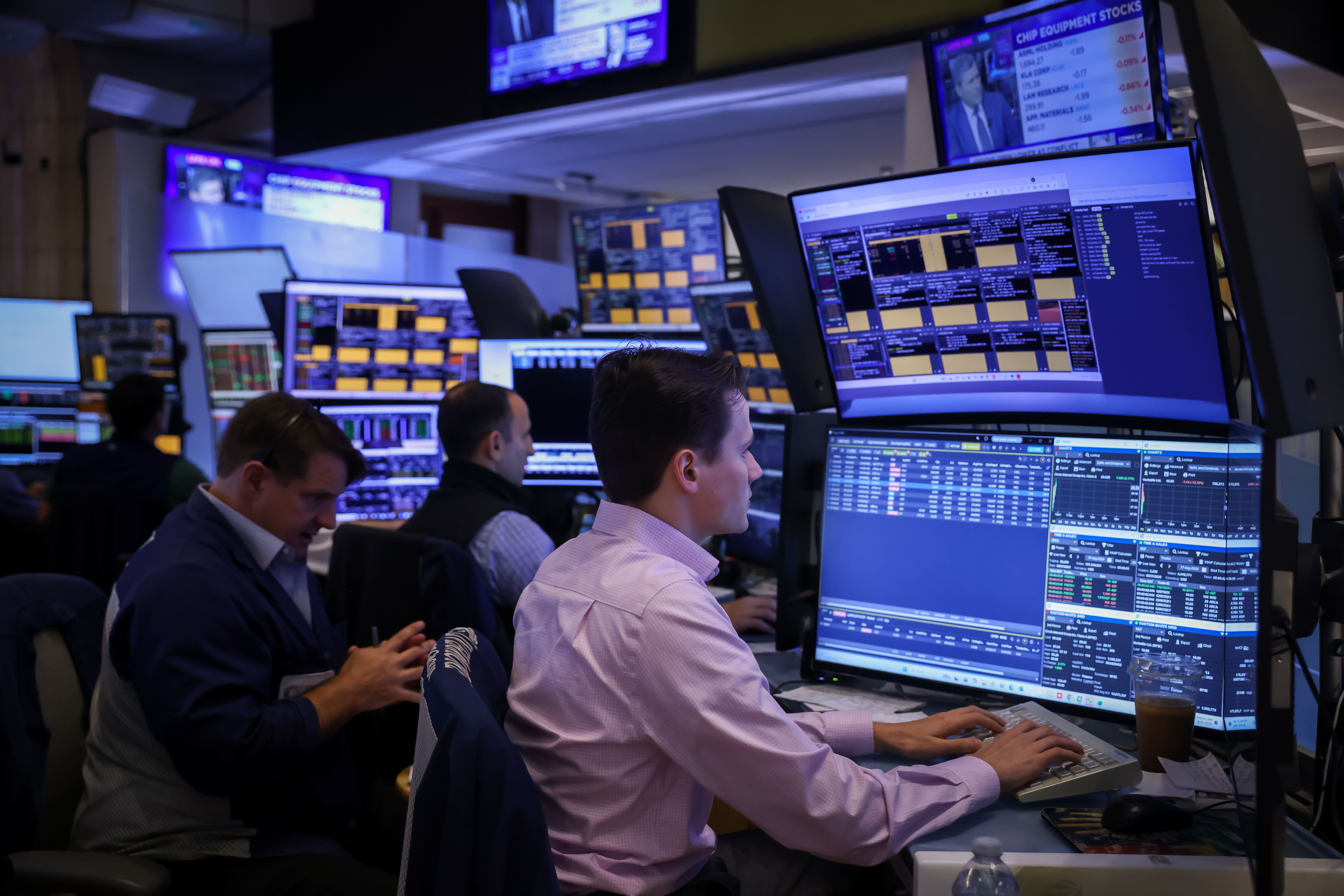 We got more defensive last week as Wall Street raised the bar for AI stocks