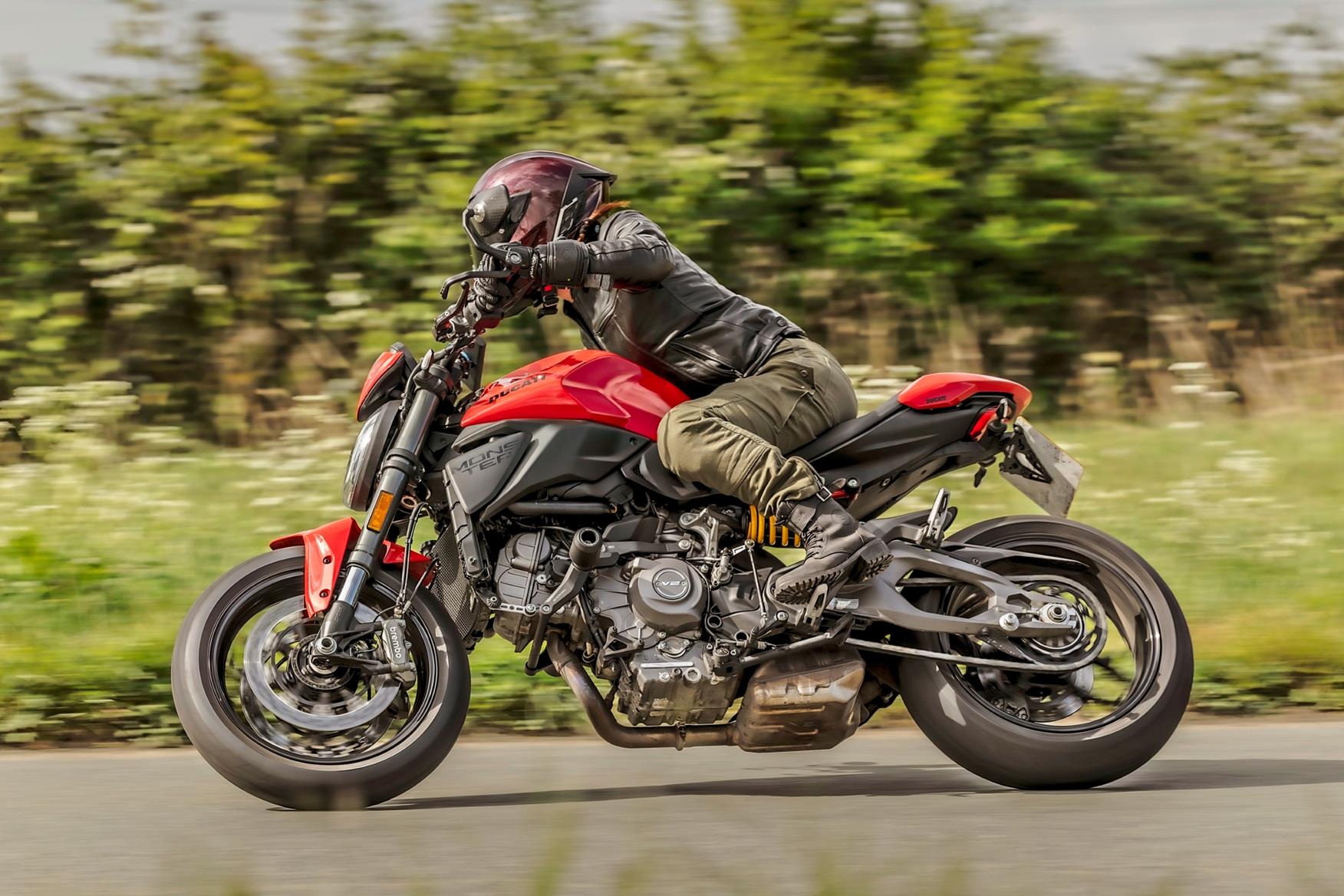 Making the Ducati more comfortable for me and protecting it against drops | Monster V2 Long-termer