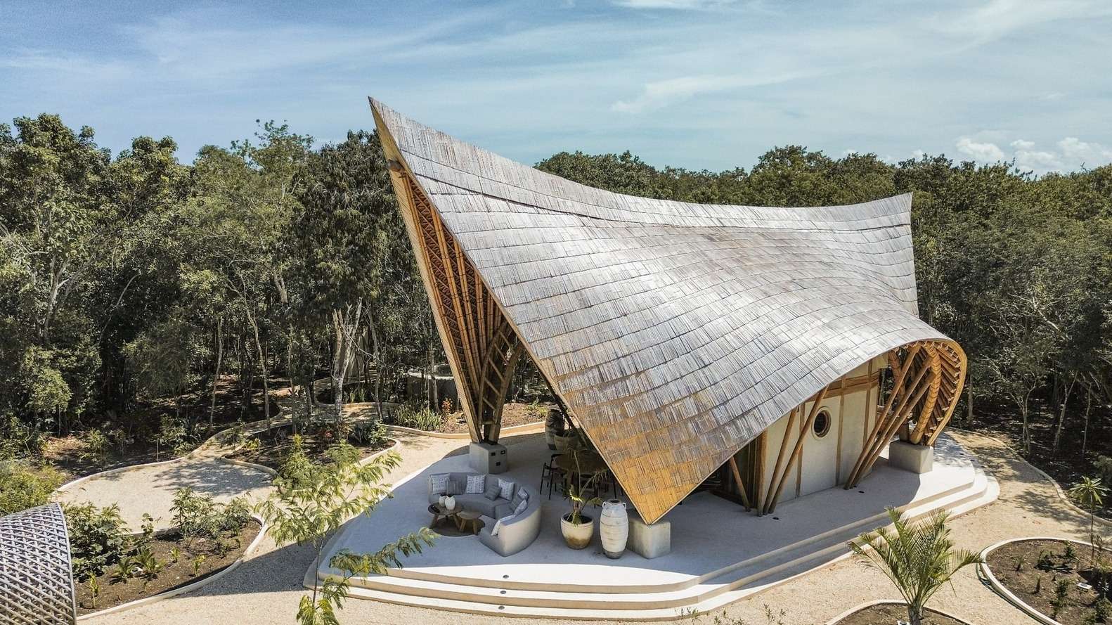 CORA Villa as an Architectural Design Exploring the Integration of Housing and the Tropical Environment in Tulum