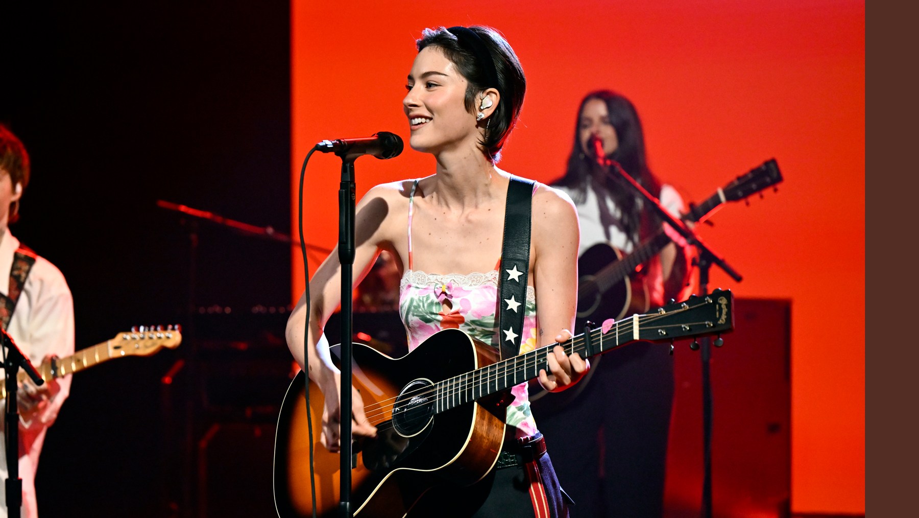 Gracie Abrams Earns First-Ever Number One Album With ‘Daughter from Hell’
