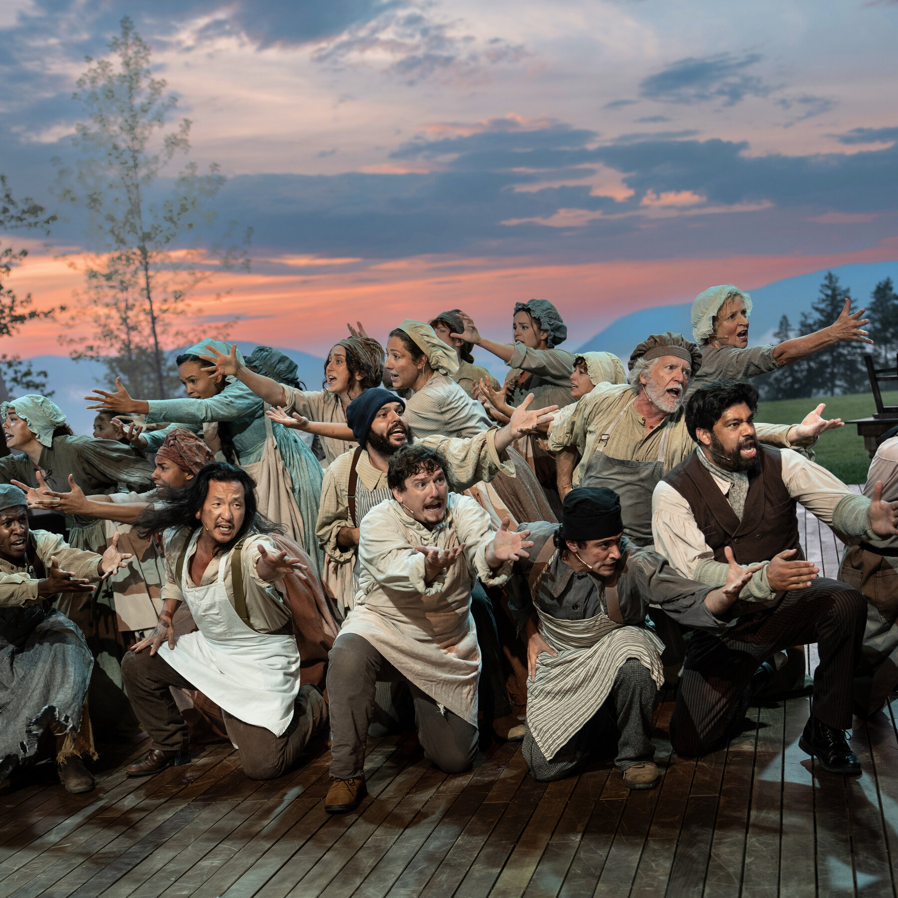 ‘Les Misérables’ Review: The Barricades Rise Above the Hudson