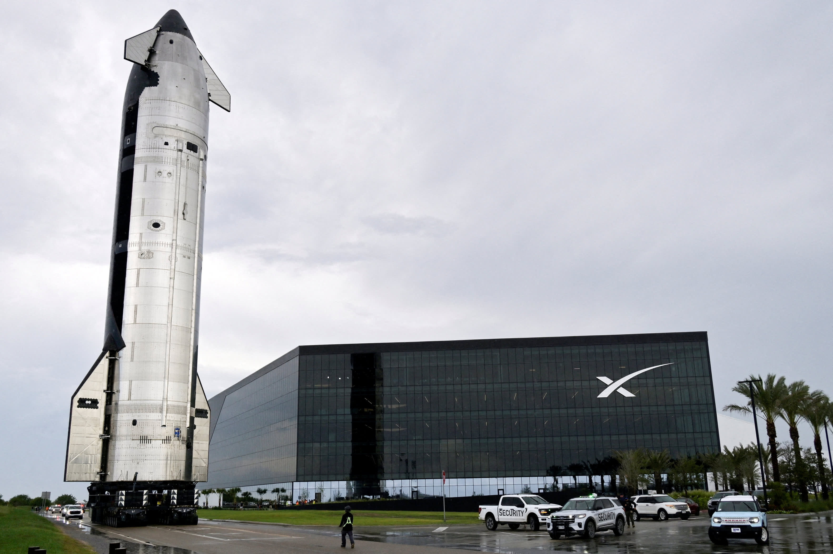 SpaceX prepares to send Starship rocket to orbit for first time