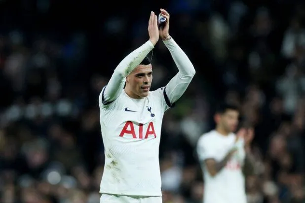 Pedro Porro extends his contract with Tottenham