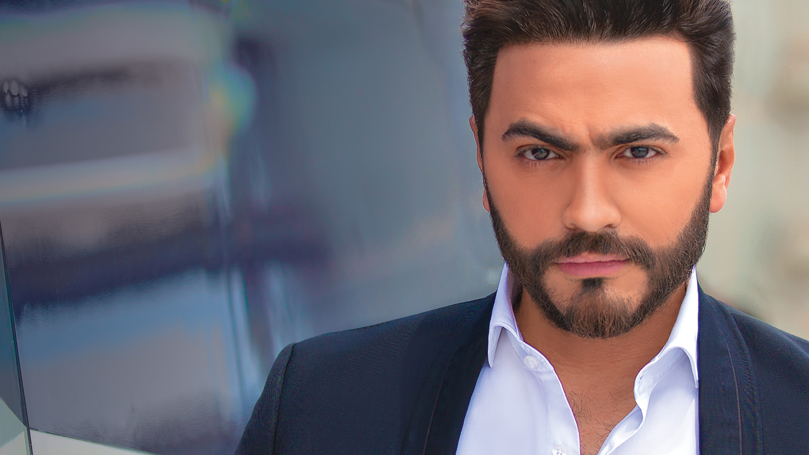 Reports about Tamer Hosny's readiness to marry again.. Who is the bride?