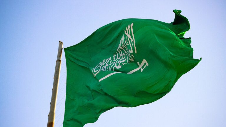 بعد تعرض مطار الملك فهد الدولي بالدمام لاعتداء… الطيران المدني السعودي: جار استكمال تقييم الأضرار