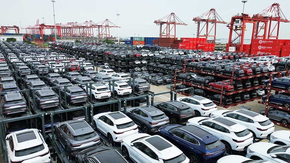 AD Ports launches new UAE-Iraq shipping link via Umm Qasr