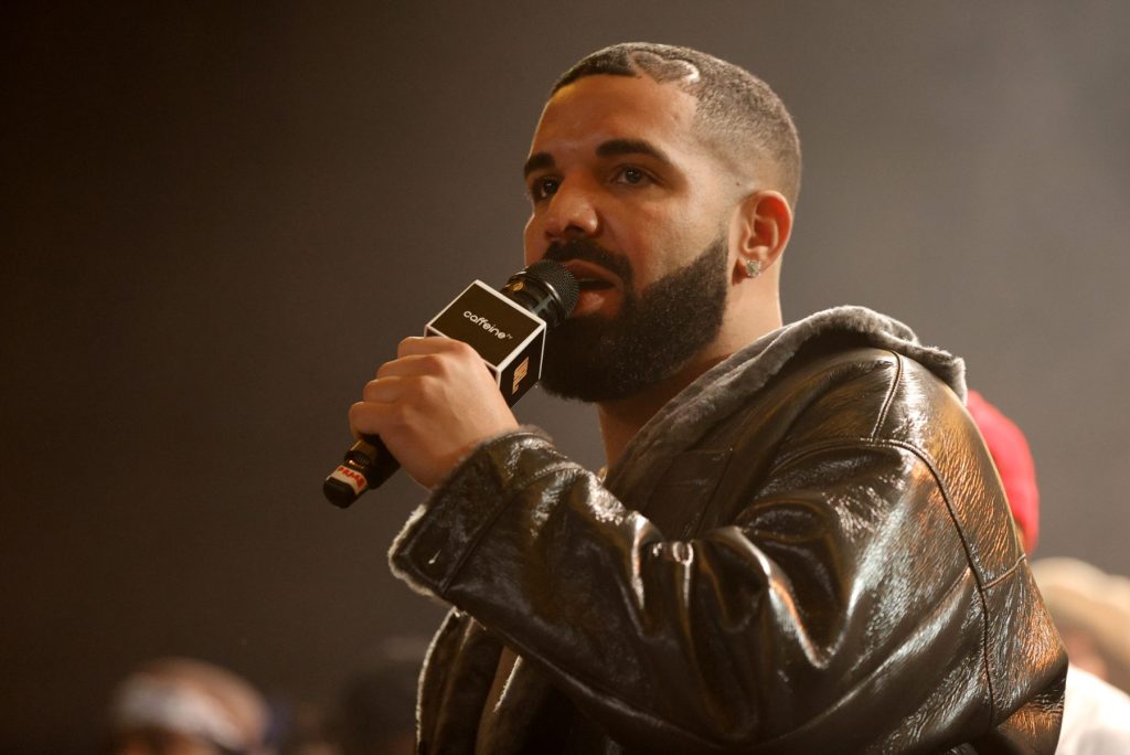 Drake Sings ‘I Want It That Way’ With Backstreet Boys at 40th Birthday Bash
