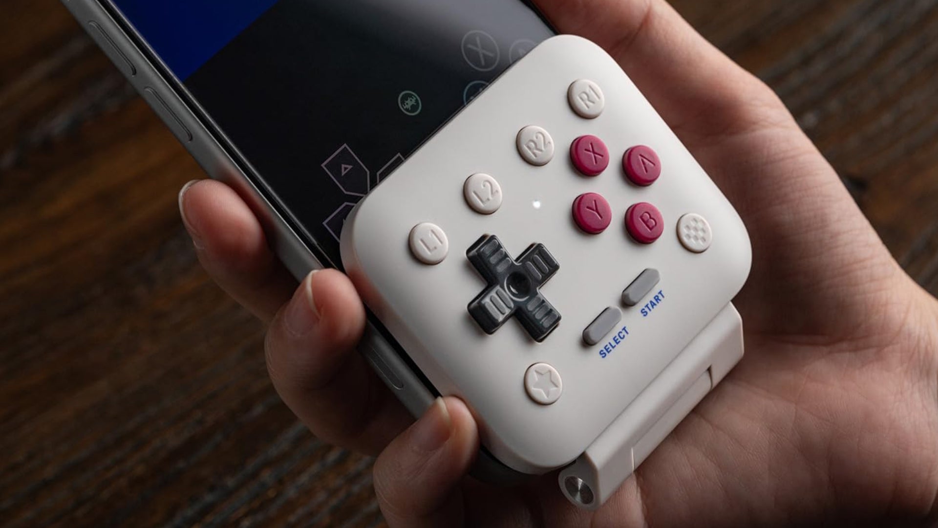 The latest mobile accessory from 8BitDo is a clip-on controller resembling a Game Boy