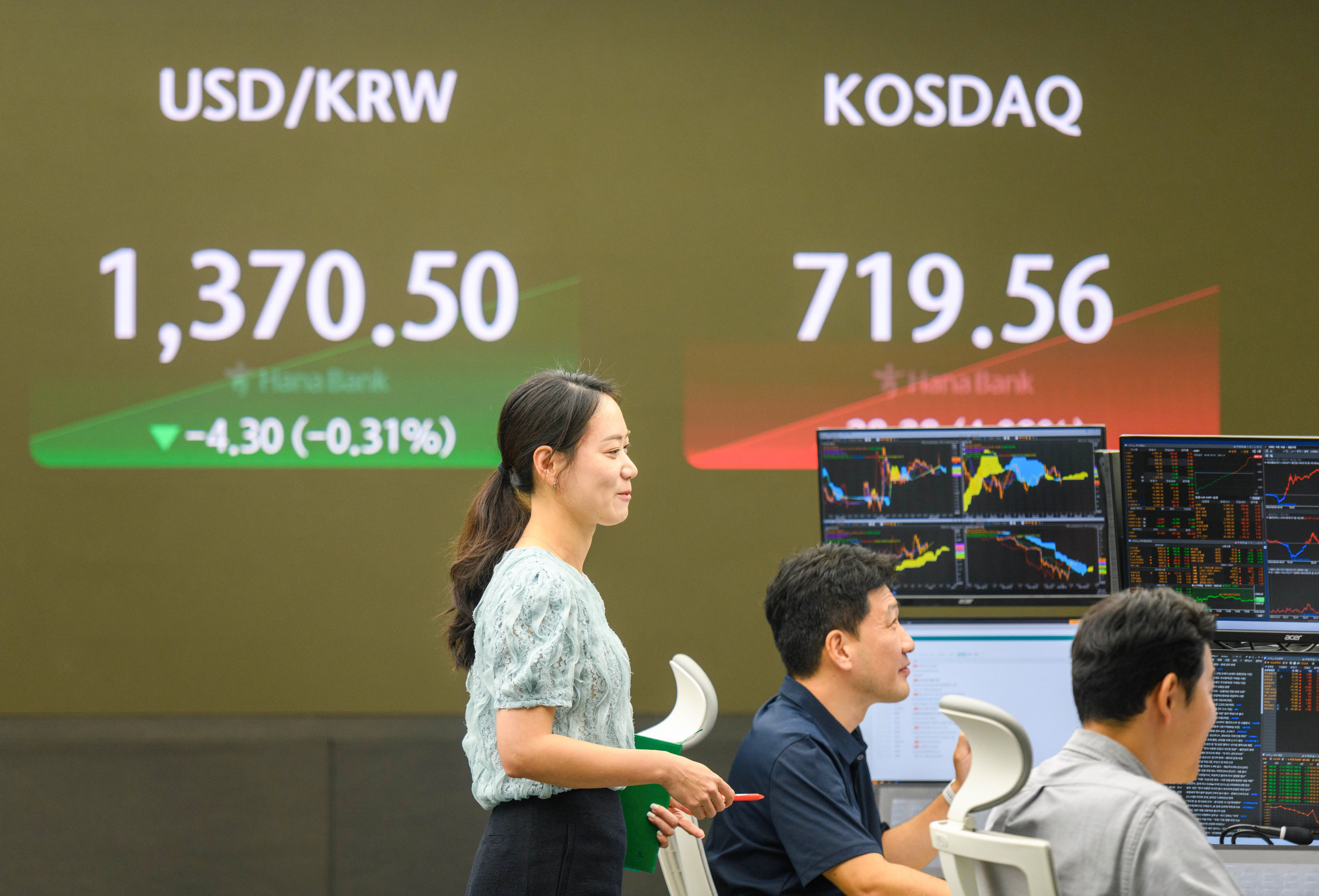 'Absolutely crazy': Here's what South Korean stock investors are doing in U.S. markets