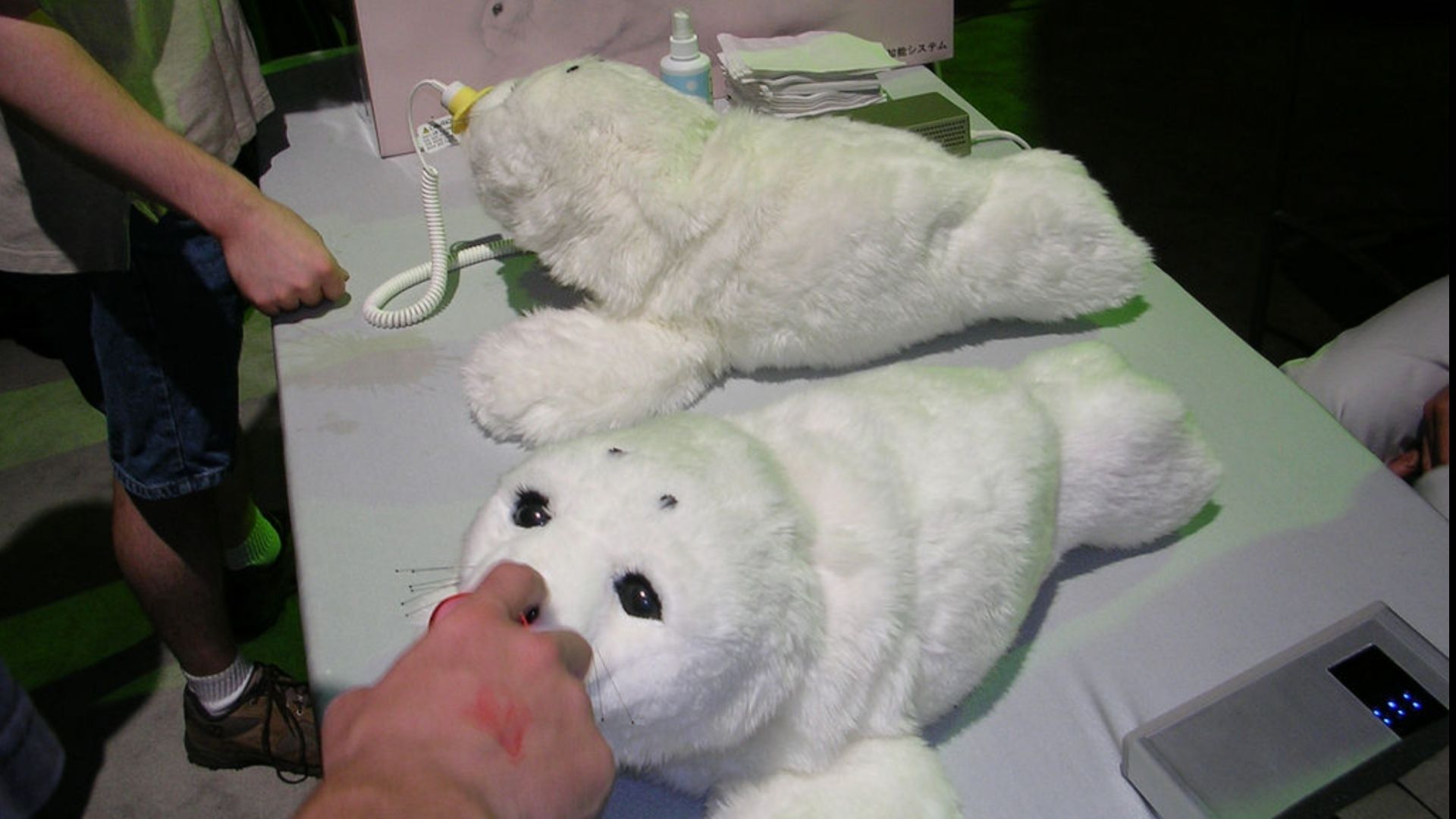 From surgery to therapy: 5 robots changing modern medicine