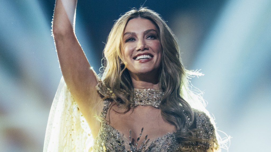 Delta Goodrem, Simple Minds Belt Out Classics at 2026 Commonwealth Games Closing Ceremony