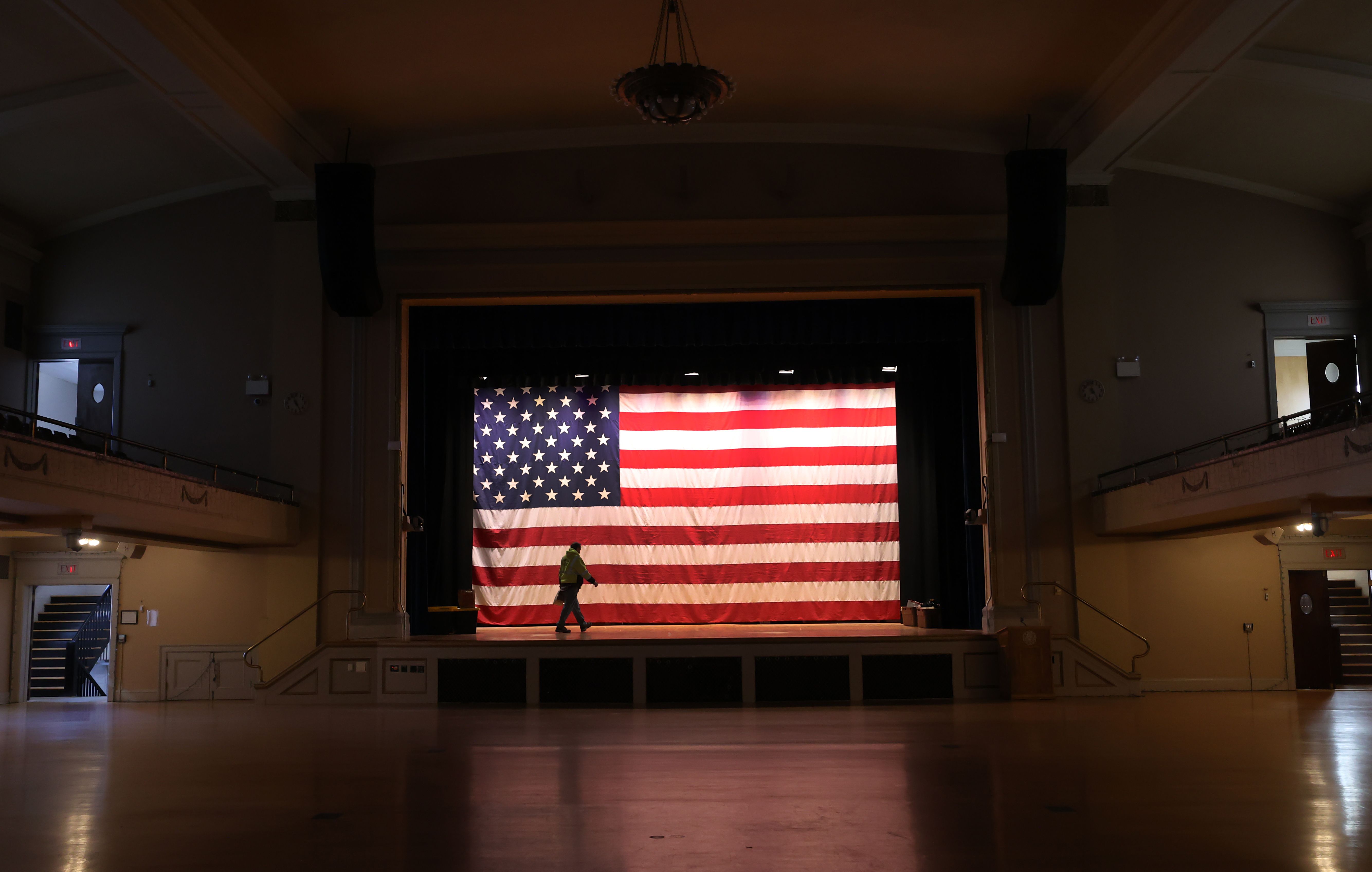 In a Sprawling Theater Project, 34 Playwrights Make Drama From Democracy