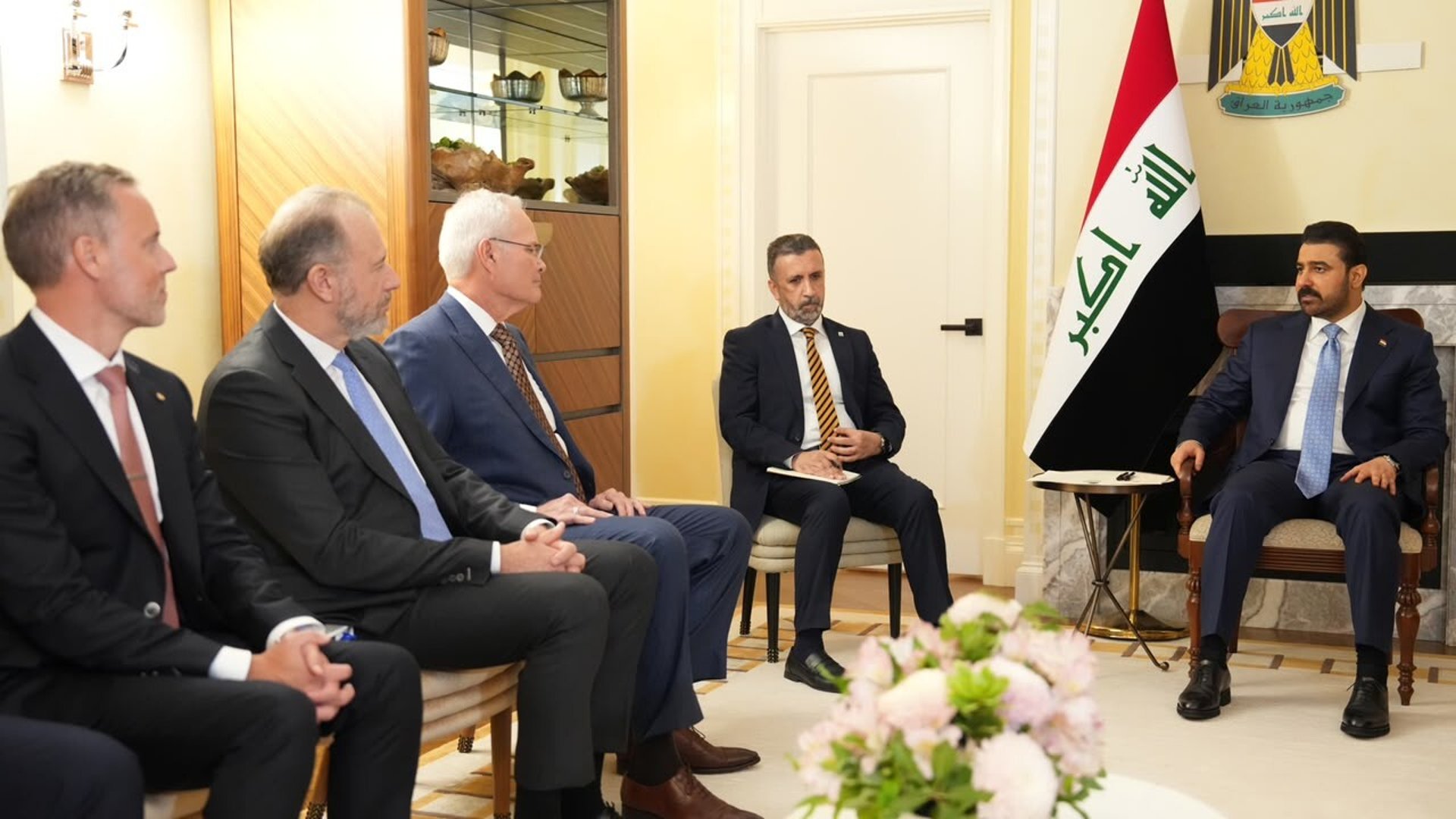 Zaidi meets ExxonMobil CEO in New York on oil partnerships