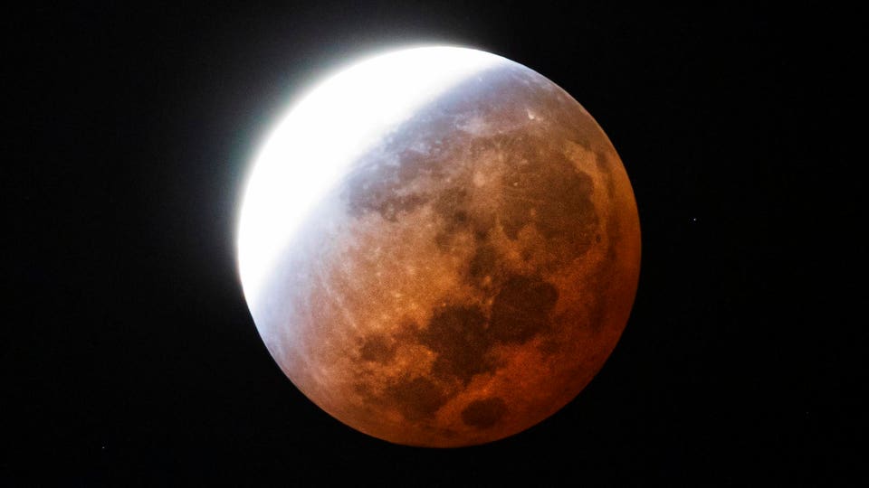 Saw The Eclipse And Perseids? Now Comes A Spectacular 96% ‘Blood Moon’