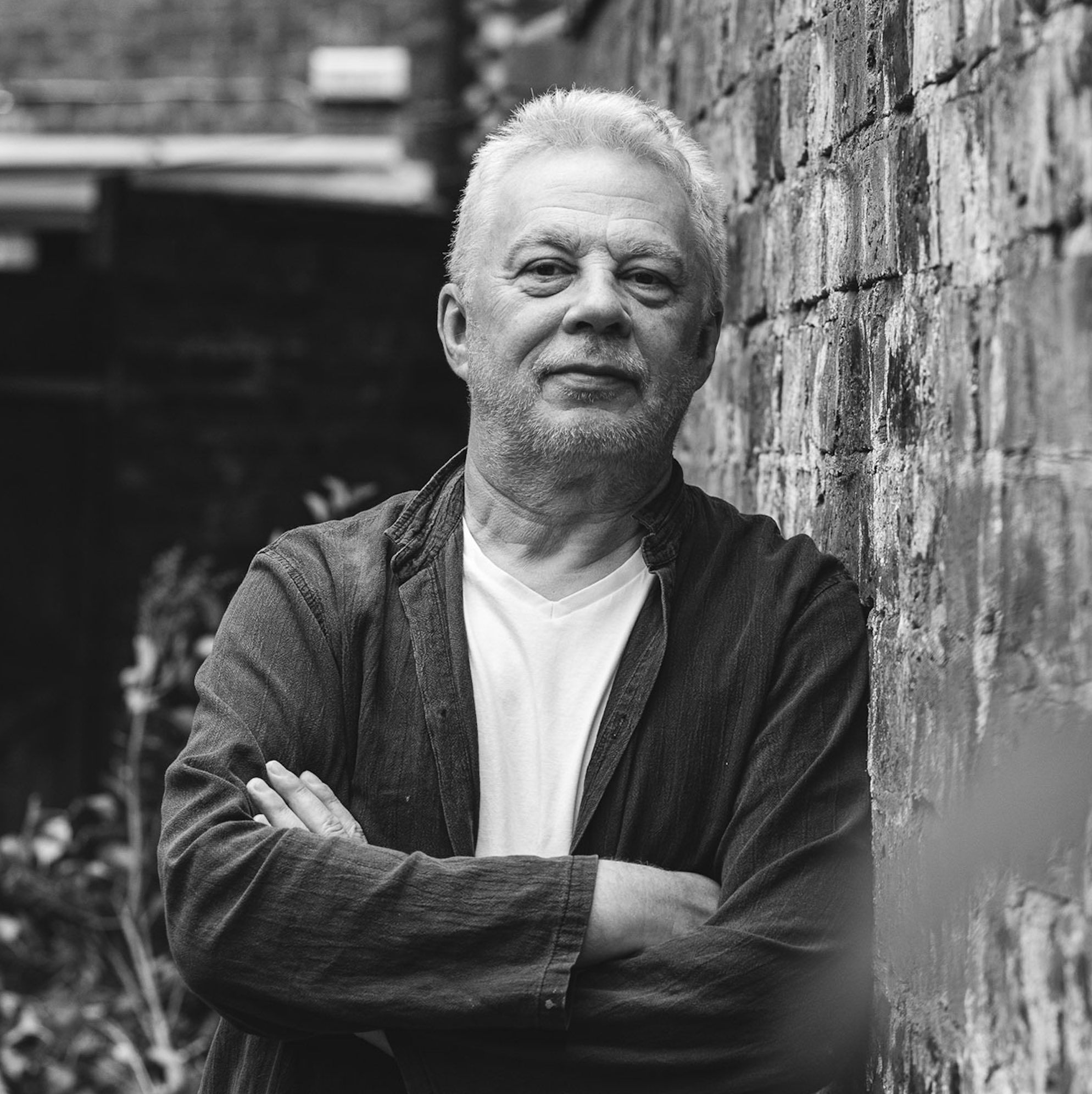 Trashcan Sinatras’ John Douglas Dies at 63